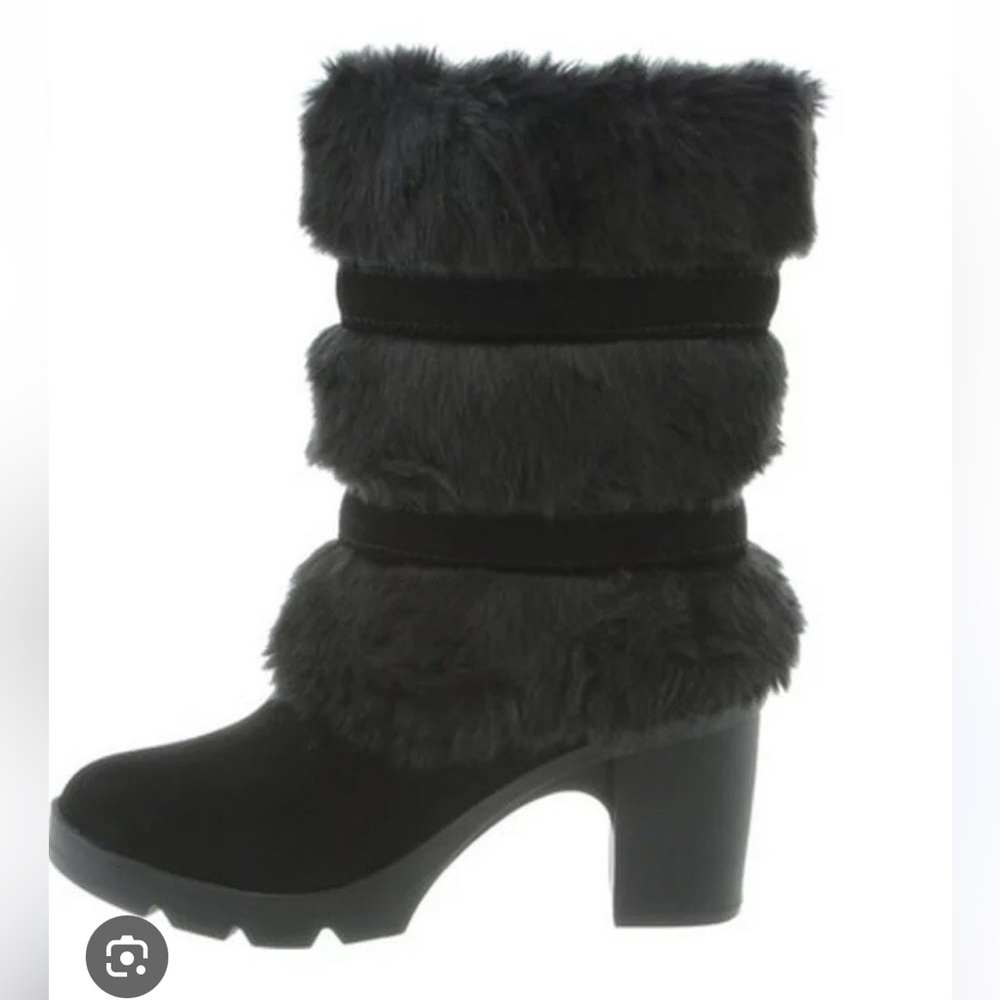 Faux Fur SUEDE Black Heeled Boots BearPaw size 8 Boots